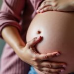 Saignements rouges en début de grossesse : une expérience fréquente mais méconnue vécue par 25% des futures mamans